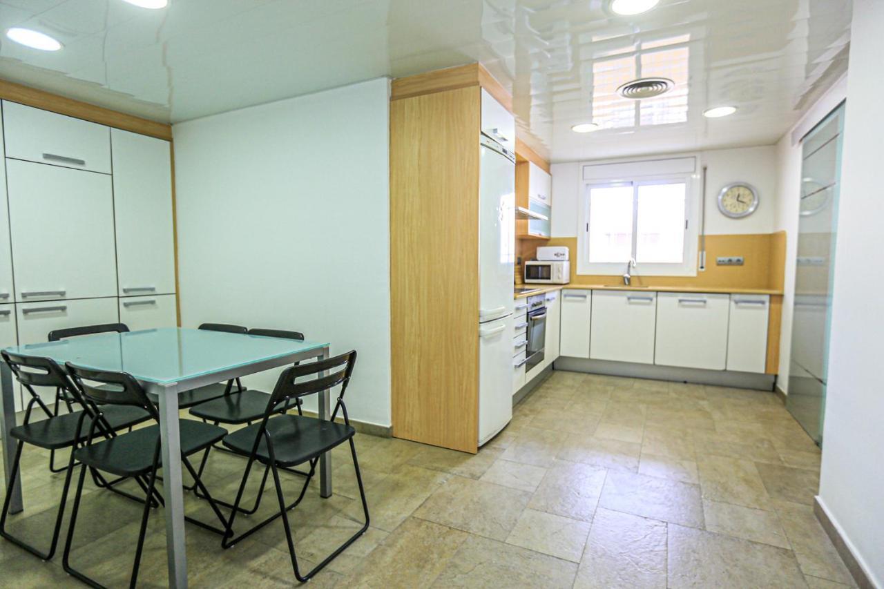 Aquarium - Only Families Apartment Cambrils Exterior photo