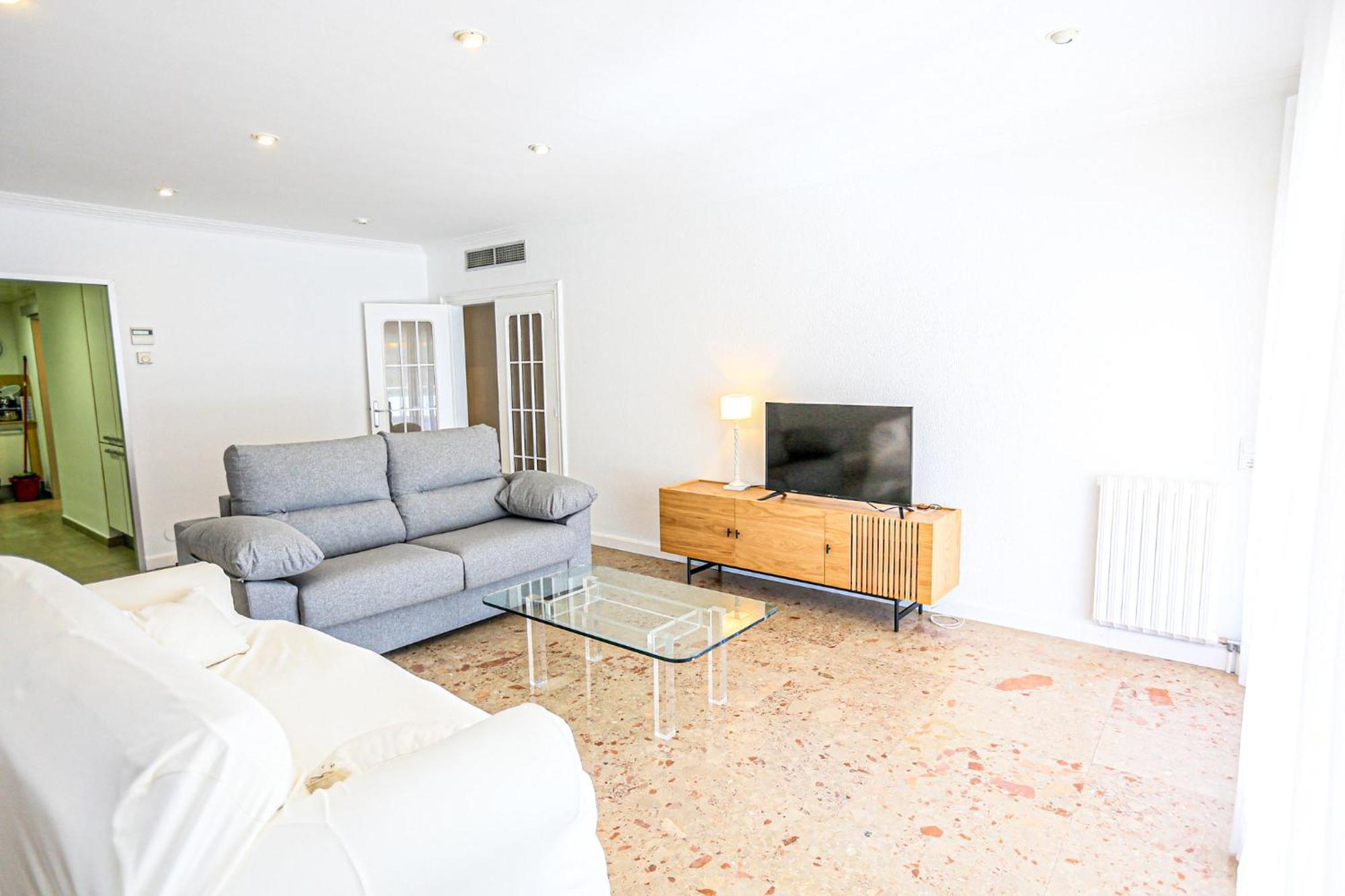 Aquarium - Only Families Apartment Cambrils Exterior photo