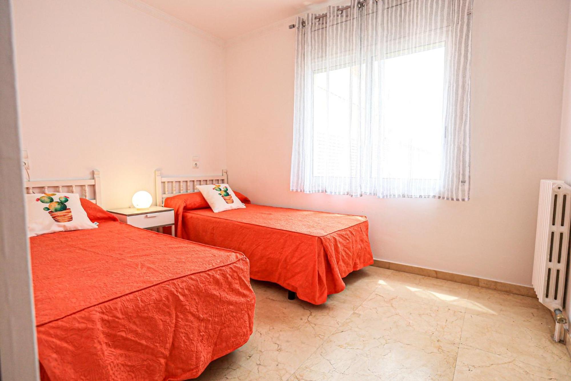 Aquarium - Only Families Apartment Cambrils Exterior photo