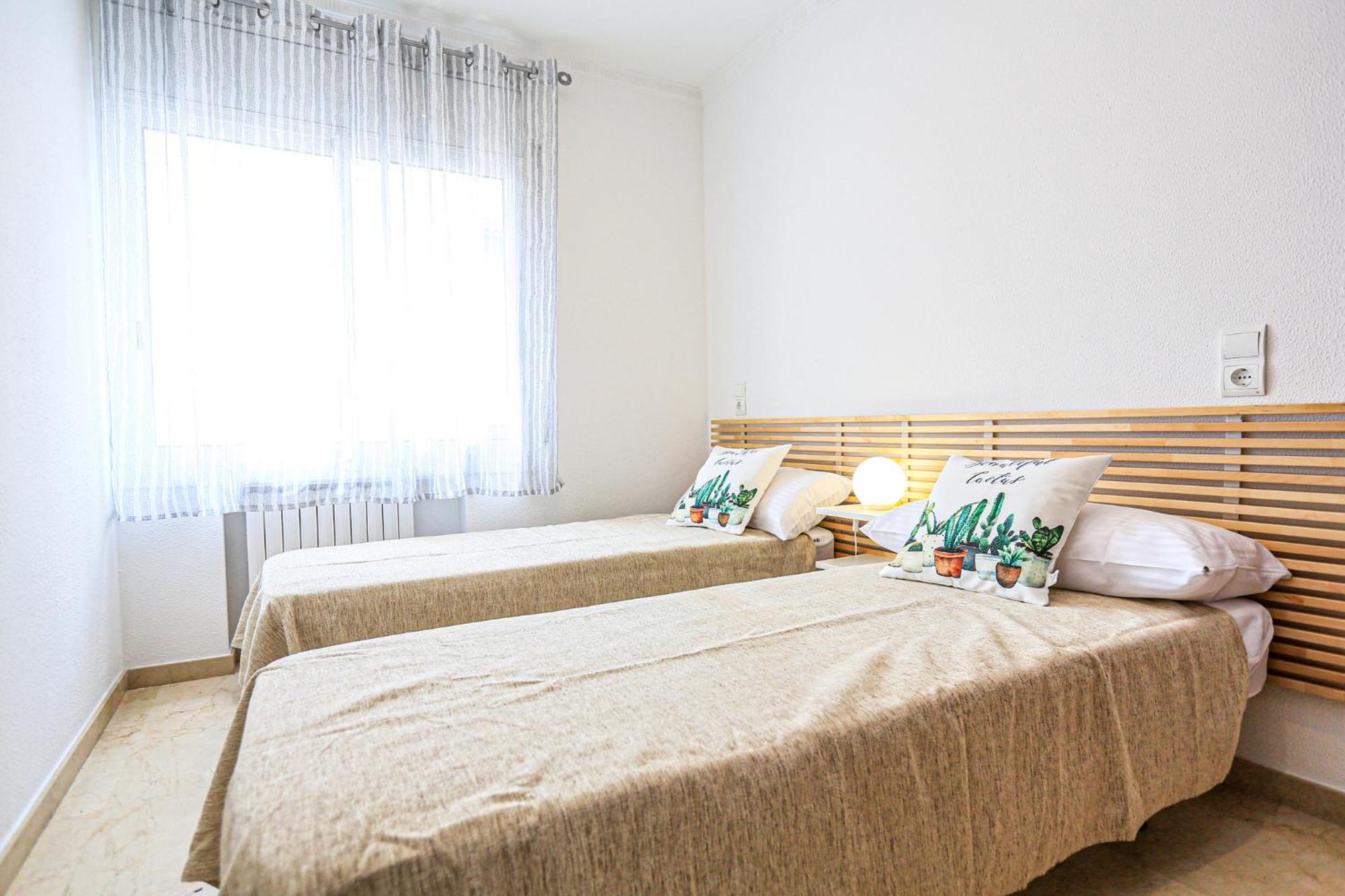 Aquarium - Only Families Apartment Cambrils Exterior photo