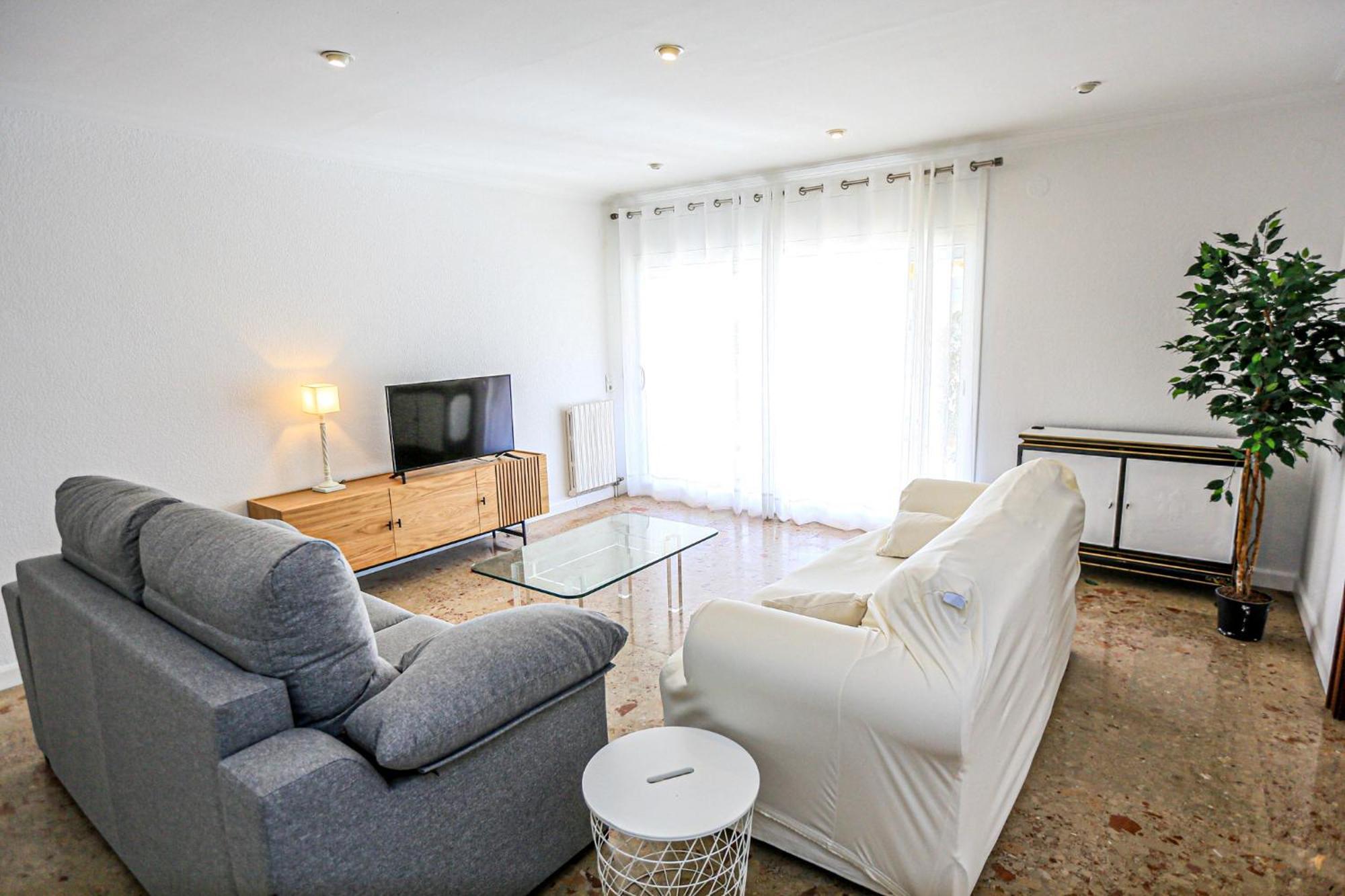 Aquarium - Only Families Apartment Cambrils Exterior photo
