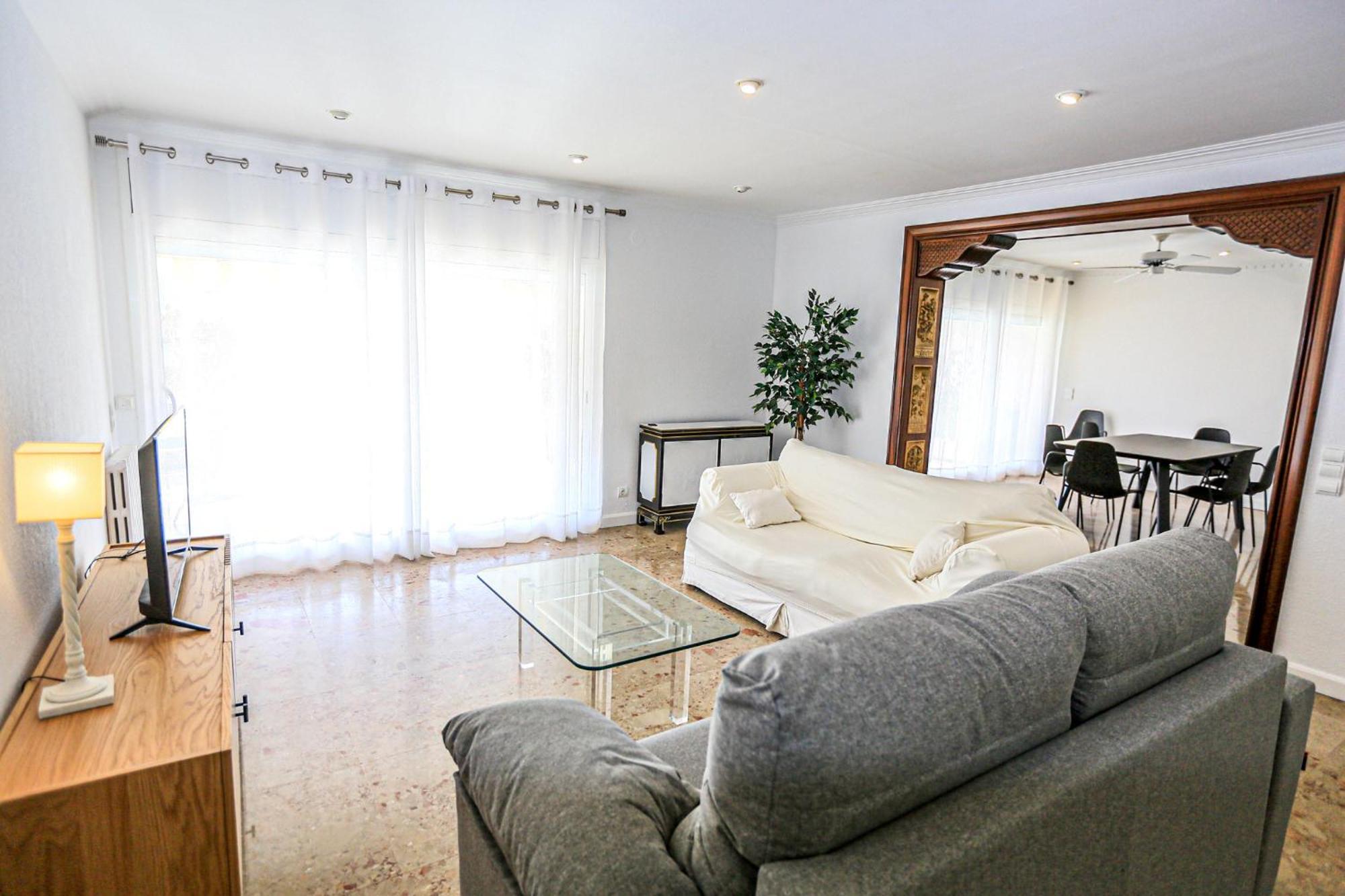 Aquarium - Only Families Apartment Cambrils Exterior photo