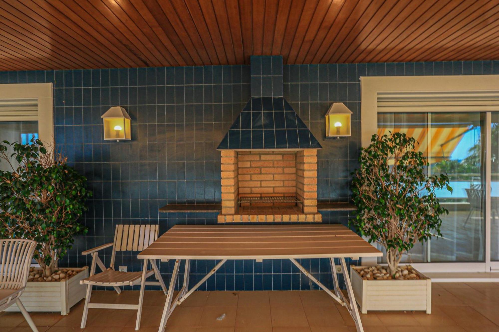Aquarium - Only Families Apartment Cambrils Exterior photo